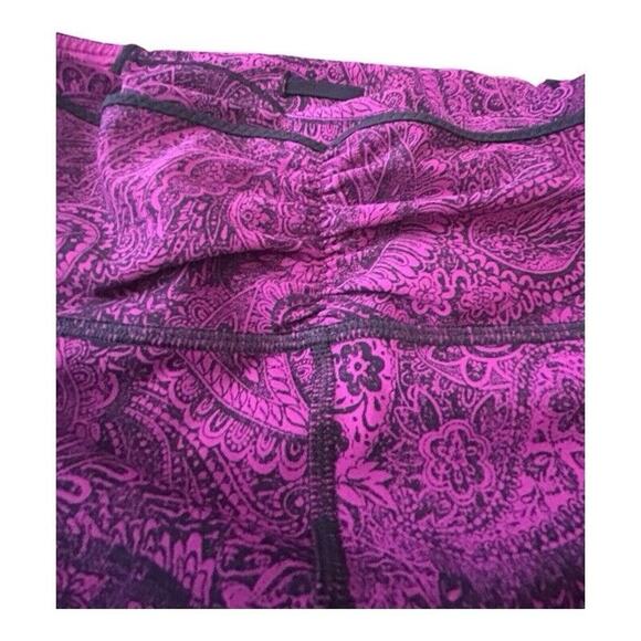 Lululemon Leggings Sz 8 High Times Crop Antique Paisley Deep Fuschia Sold Out - Picture 3 of 7